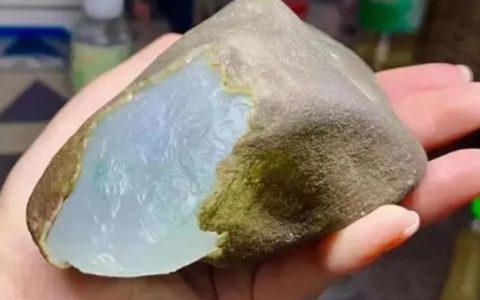 翡翠原石应该怎么辨别鉴定？