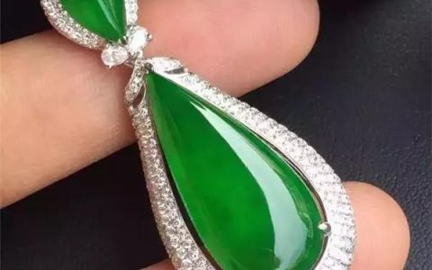 翡翠知识分享 哪些人最适合佩戴翡翠