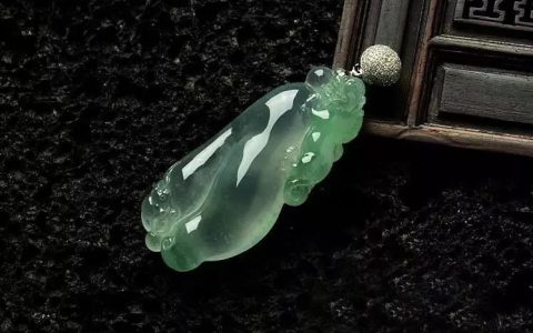 什么样的翡翠饰品容易变种