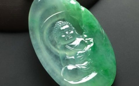 佩戴翡翠有哪些好处 翡翠的搭配有什么讲究