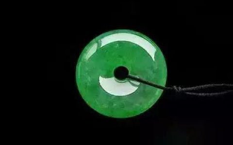 翡翠黑点是什么 有黑点的翡翠还值钱吗