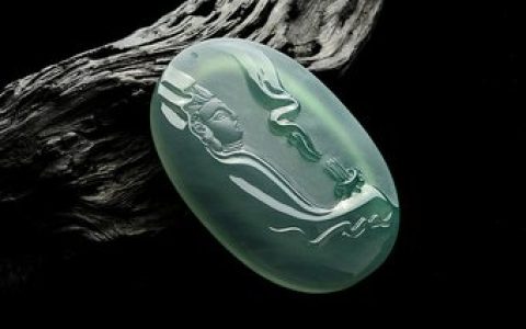 为何翡翠经过佩戴会水润 什么色彩的翡翠好