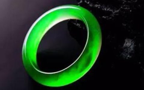 翡翠的颜色哪个最贵 翡翠价值与翡翠颜色有什么联系