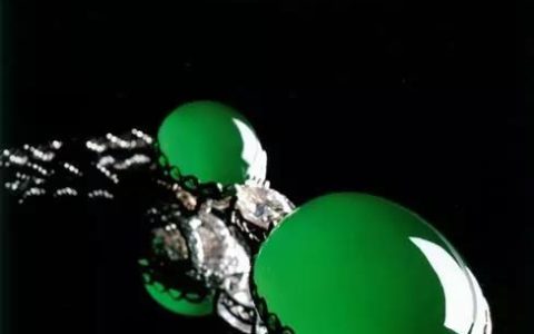 翡翠的种水指的是什么 怎么看翡翠的种和水