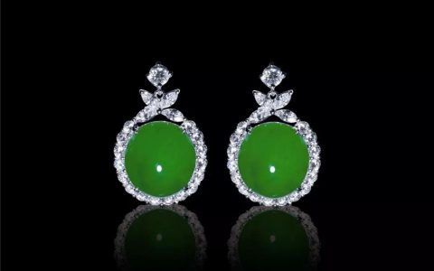 翡翠知识讲解 为什么翡翠戴久了会变黄