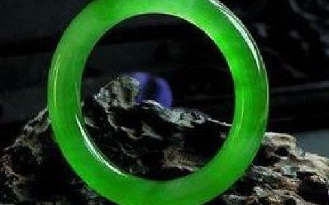 翡翠怎么看水头 翡翠的水头如何养出来